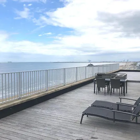 Holiday Suites Blankenberge * Бланкенберге