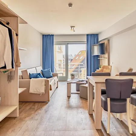 Holiday Suites Blankenberge * Бланкенберге